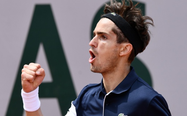 "Remontada" à Roland-Garros: après Mahut, au tour d'Herbert