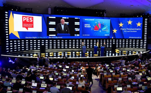 Nominations à la tête de l'UE: tractations et lutte de pouvoir au sommet