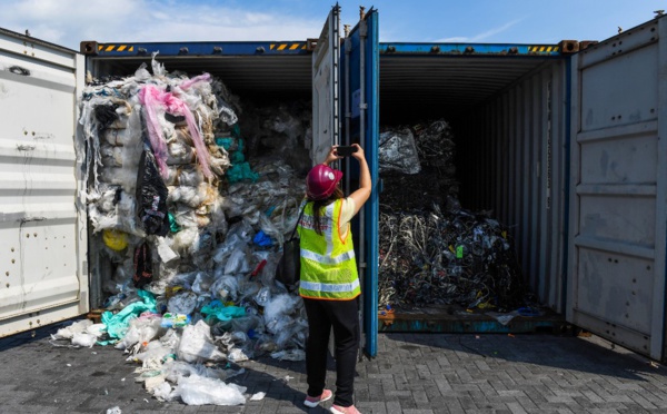 La Malaisie va retourner à l'envoyeur des centaines de tonnes de déchets plastique