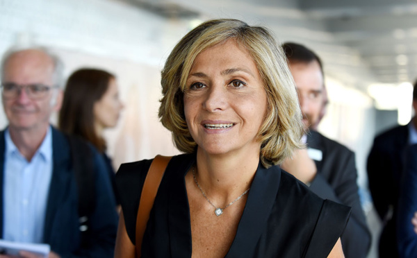 Valérie Pécresse quitte LR, qui s'enfonce dans la crise