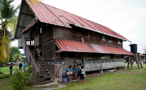 En Guyane, la communauté wayana tente de faire face à une vague de suicides