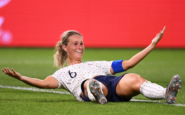 Mondial-2019: Les Bleues à la fête, en attendant l'Amérique