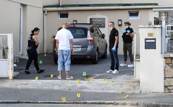 Tirs devant la mosquée de Brest: la thèse de l'attentat écartée