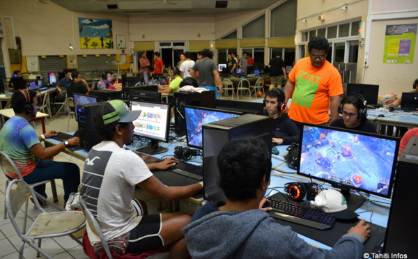 Les gamers de Tahiti perpétuent la tradition des LAN