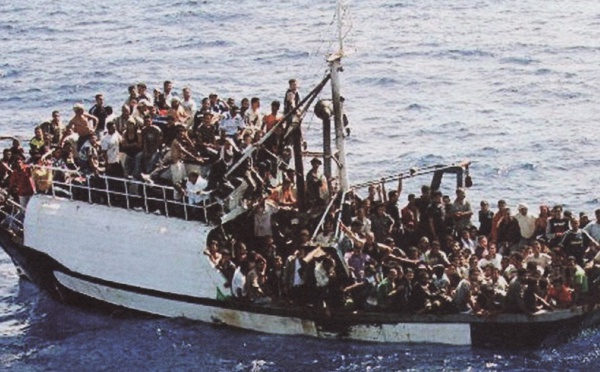 Naufrage d'un bateau chargé d'immigrants au large de l'Indonésie