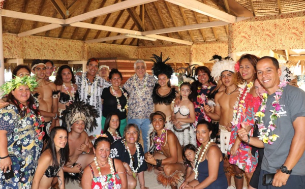 Un moai et de la rame au menu des Rapa Nui