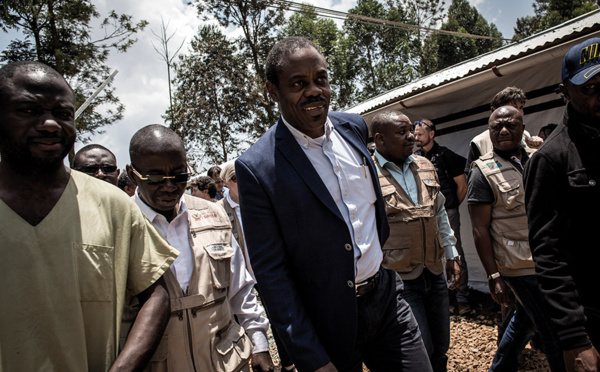Ebola en RDC: démission du ministre de la Santé sur fond de refus d'un vaccin belge