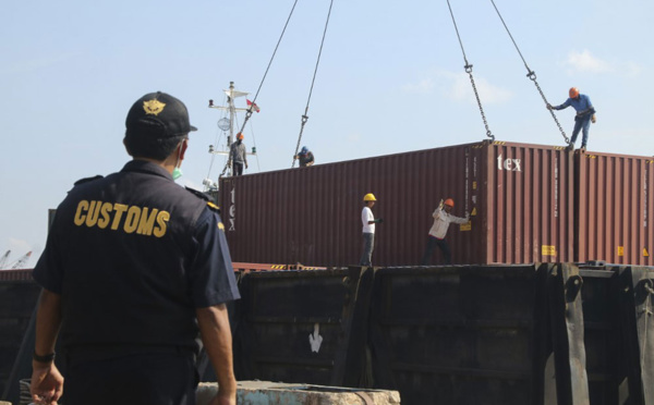 Conteneurs de déchets renvoyés d'Indonésie: la France attend des précisions