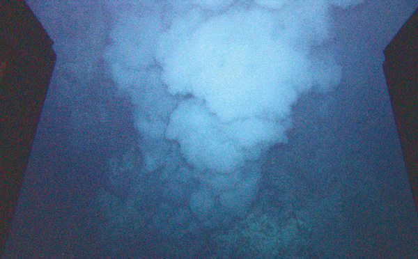 Mayotte: le volcan sous-marin continue de grossir