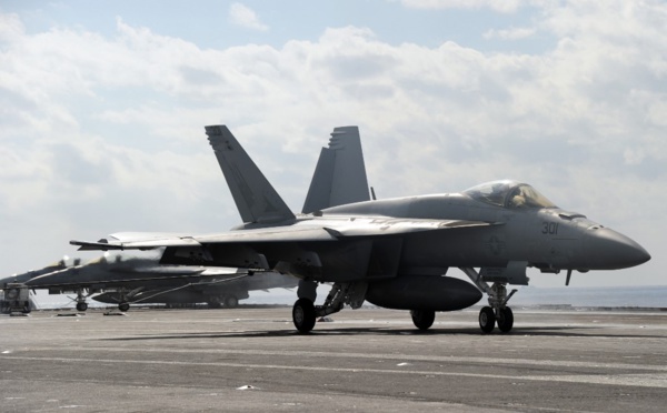 Sept Français blessés dans l'accident d'un avion de chasse en Californie