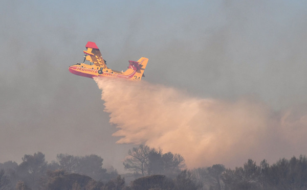 Incendies dans le Gard: les feux maîtrisés, l'enquête se poursuit