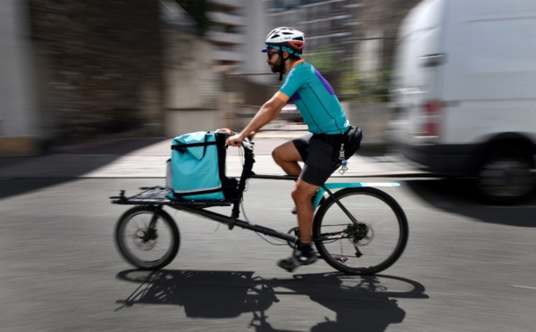 Deliveroo: les livreurs demandent aux consommateurs de boycotter la plateforme