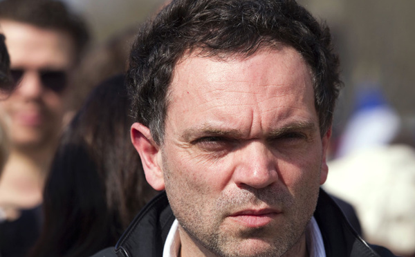 L'Express accuse Yann Moix d'avoir écrit des textes négationnistes