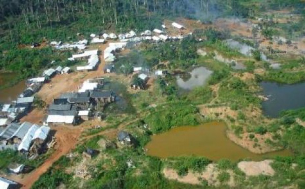 Guyane/Fusillade sur un site d'orpaillage clandestin : 9 morts, 2 blessés