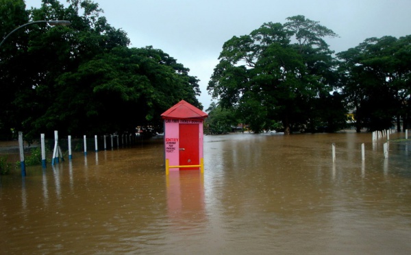 Nadi et sa région sous les eaux… et sous couvre-feu