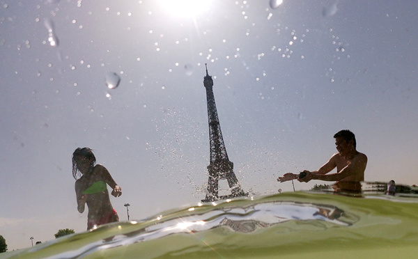 Moins de 1.500 décès liés aux fortes canicules de cet été