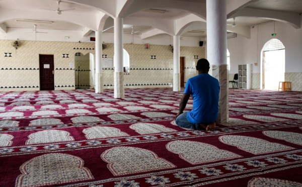 Patrimoine: à Mayotte, la plus vieille mosquée de France se refait une beauté