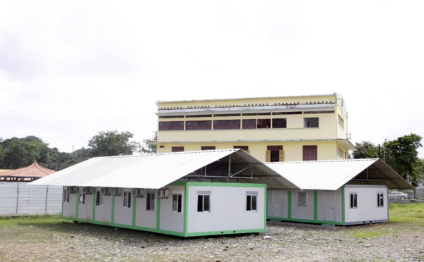 Guyane: une décharge sauvage en feu entraîne un droit de retrait dans un collège