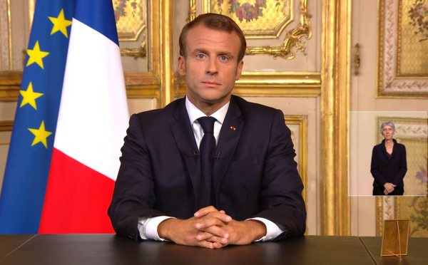 "Une part de la France qui s'en va", un homme "de coeur": pluie d'hommages pour Chirac