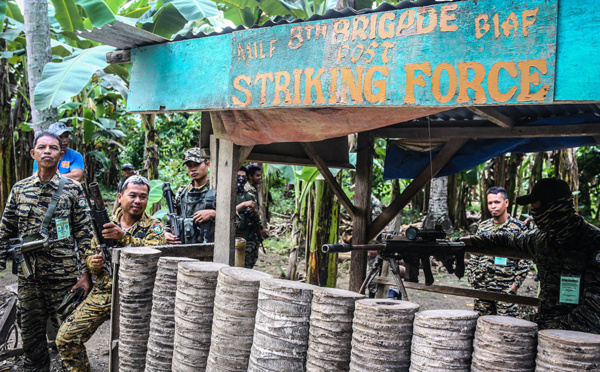 Philippines: 7 ex-rebelles musulmans tués lors d'une attaque revendiquée par l'EI