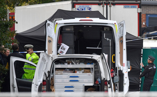 Royaume-Uni : 39 corps découverts dans un camion près de Londres