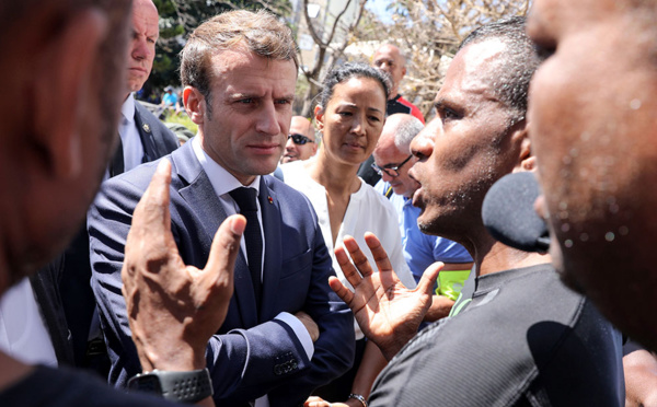 La Réunion: Macron répond emploi et éducation aux habitants qui demandent du concret
