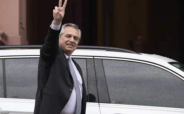 Argentine : les marchés hésitants après la victoire du péroniste Fernandez