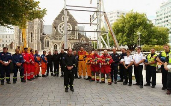 La Nouvelle-Zélande observe deux minutes de silence, un an après le séisme