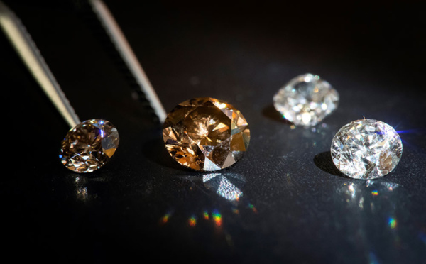 Place Vendôme, un joaillier lance une première collection en diamants de laboratoire français