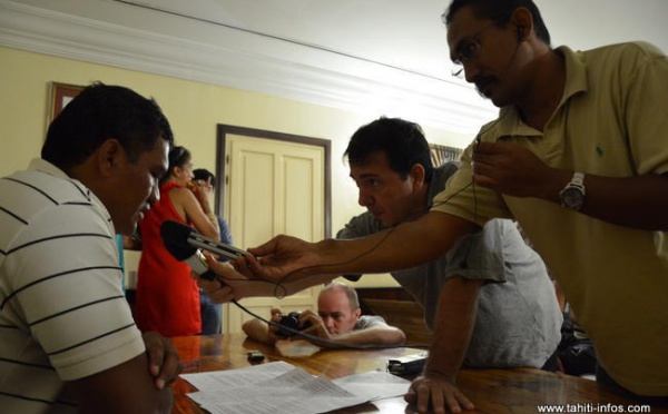 Suppressions de postes d’enseignant : Tauhiti Nena refuse