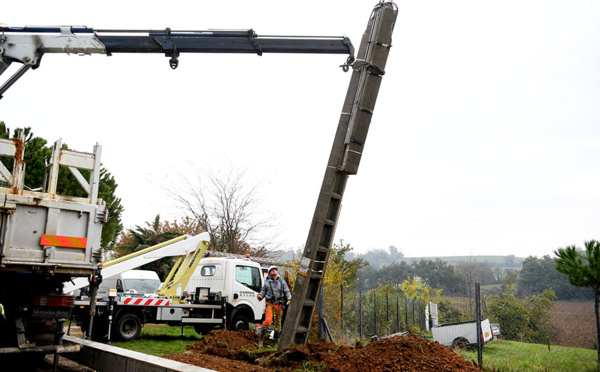 Dans la Drôme, les habitants encore privés d'électricité entre "colère" et "résignation"