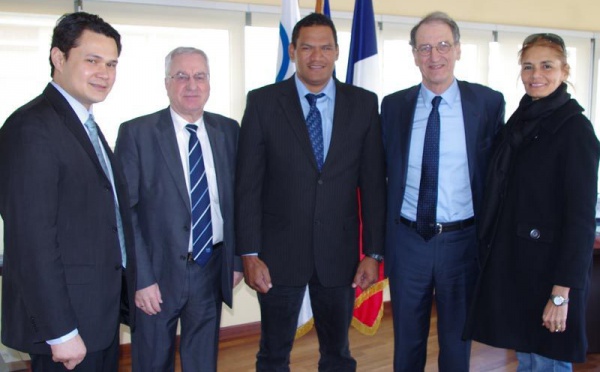 Sport : Tauhiti Nena rencontre le président  du Comité national olympique et sportif français
