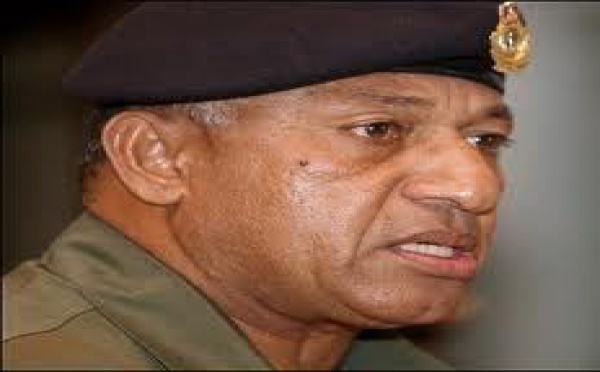 L'homme fort des Fidji abolit le Grand conseil des chefs coutumiers