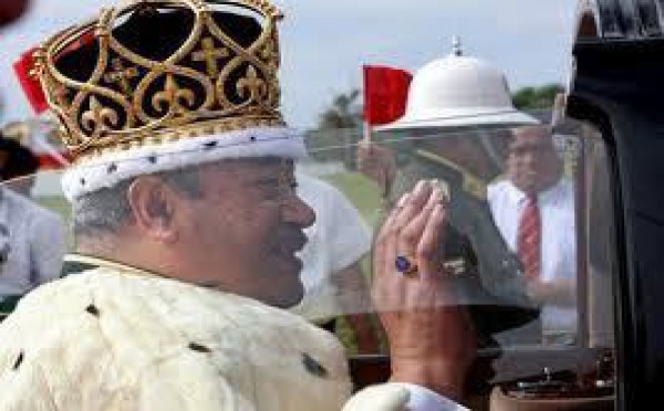 Annonce officielle de la mort du roi du Tonga