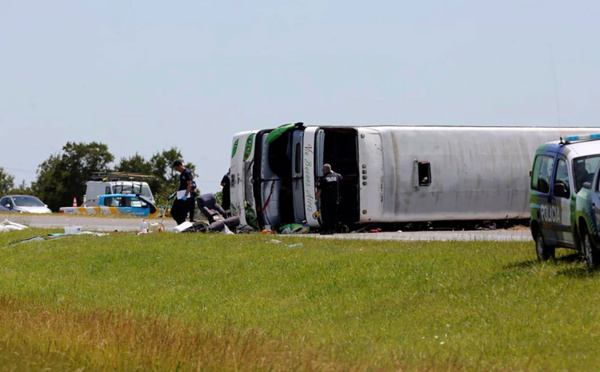 Argentine: deux enfants mort et des dizaines de blessés dans un accident de bus