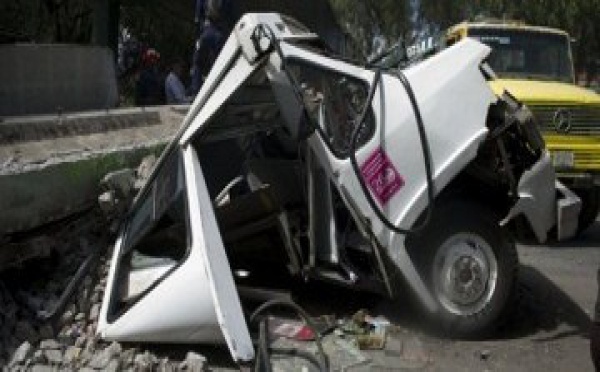Un puissant séisme frappe le Mexique, scènes de panique dans la capitale