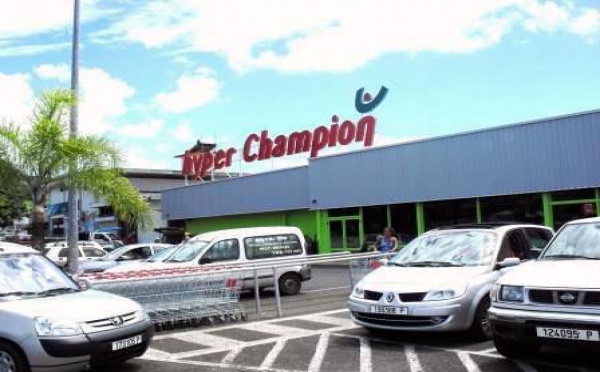 Cambriolage de l’Hyper Champion Taravao : 5 jeunes en garde à vue