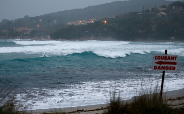 Délocaliser des habitants, une solution face au "tsunami" de la montée des mers