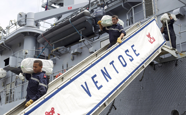 Antilles: 13 personnes interpellées et près de 300 kilos de cocaïne et cannabis saisis