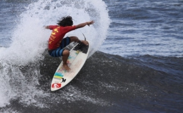 Tahiti en lice pour les championnats du monde de surf junior