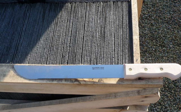 Violences avec arme blanche et rébellion à Huahine