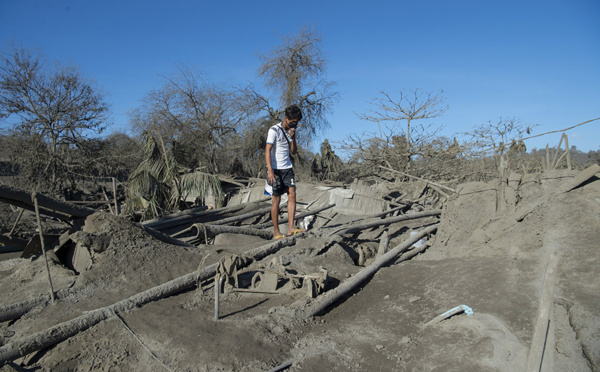 Volcan philippin: le risque demeure élevé en dépit d'une accalmie
