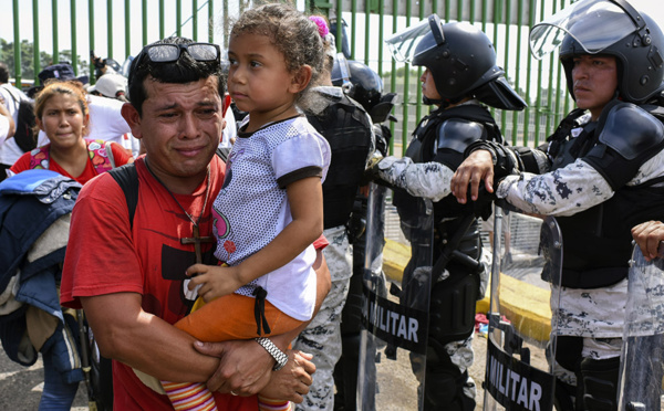 Caravane de migrants: le Mexique appelle au calme
