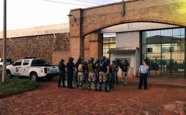 Paraguay: près de 80 prisonniers s'évadent par un tunnel