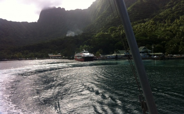 Le Terevau vient d'arriver pour assurer la desserte Papeete Moorea