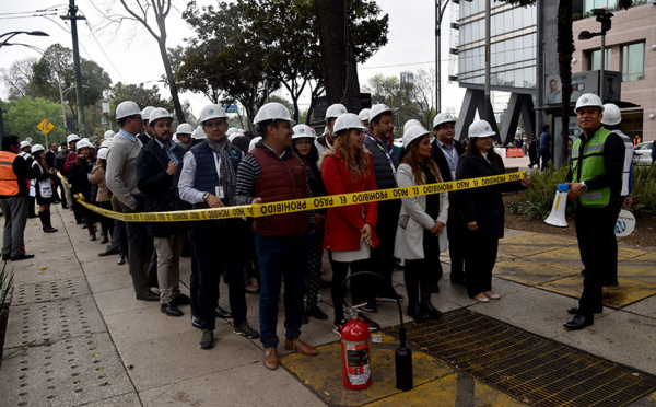 Le Mexique simule un gros tremblement de terre
