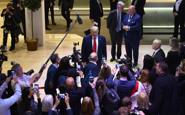 Après la Chine, Trump s'en prend aux Européens sur le commerce