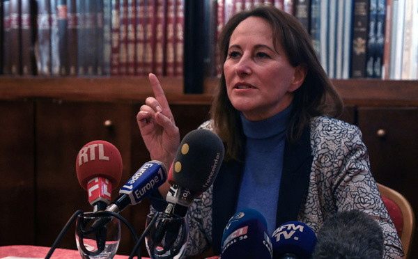 Pédophilie: Royal avait été "révoltée" par "les rumeurs" de mutation de professeurs en outre-mer