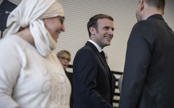 Macron s'engage contre "l'islam politique", qui "n'a pas sa place" en France