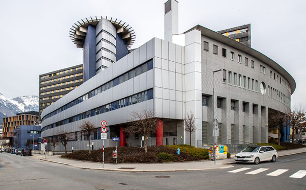 Virus: la contagion hors de Chine fait craindre une pandémie